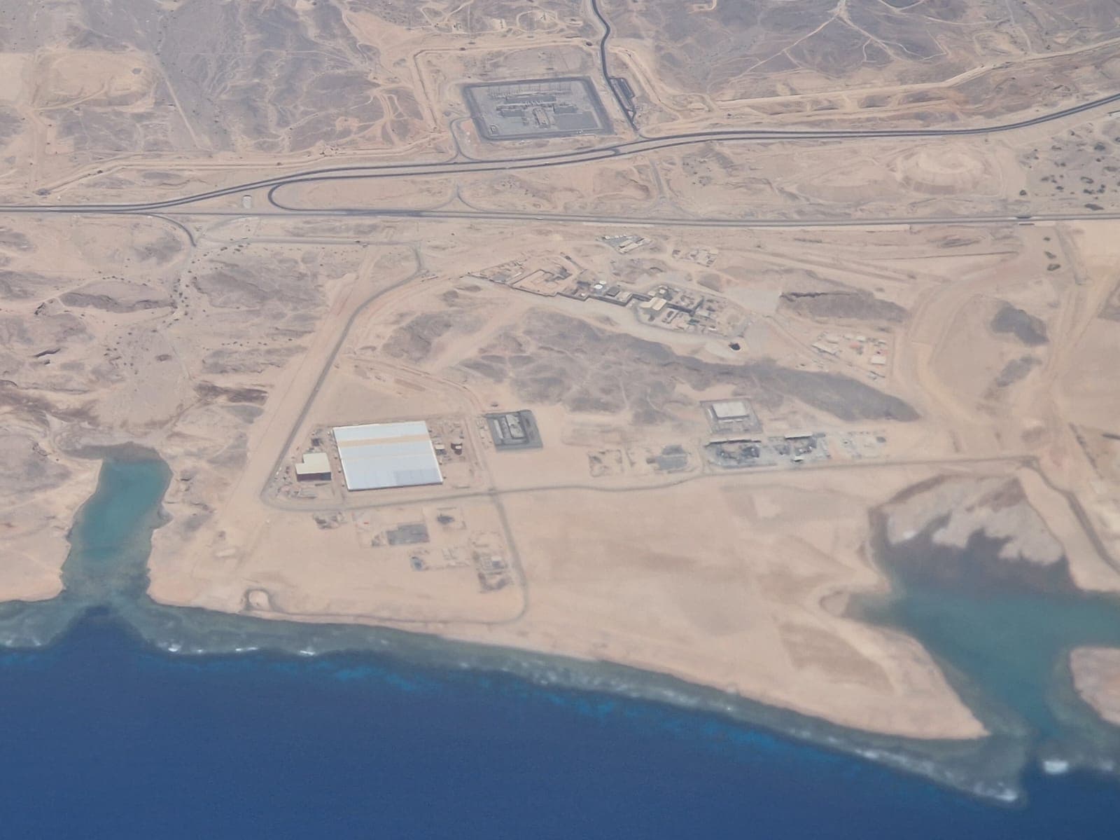 Building the Future of Agriculture in Desert and Coastal Regions